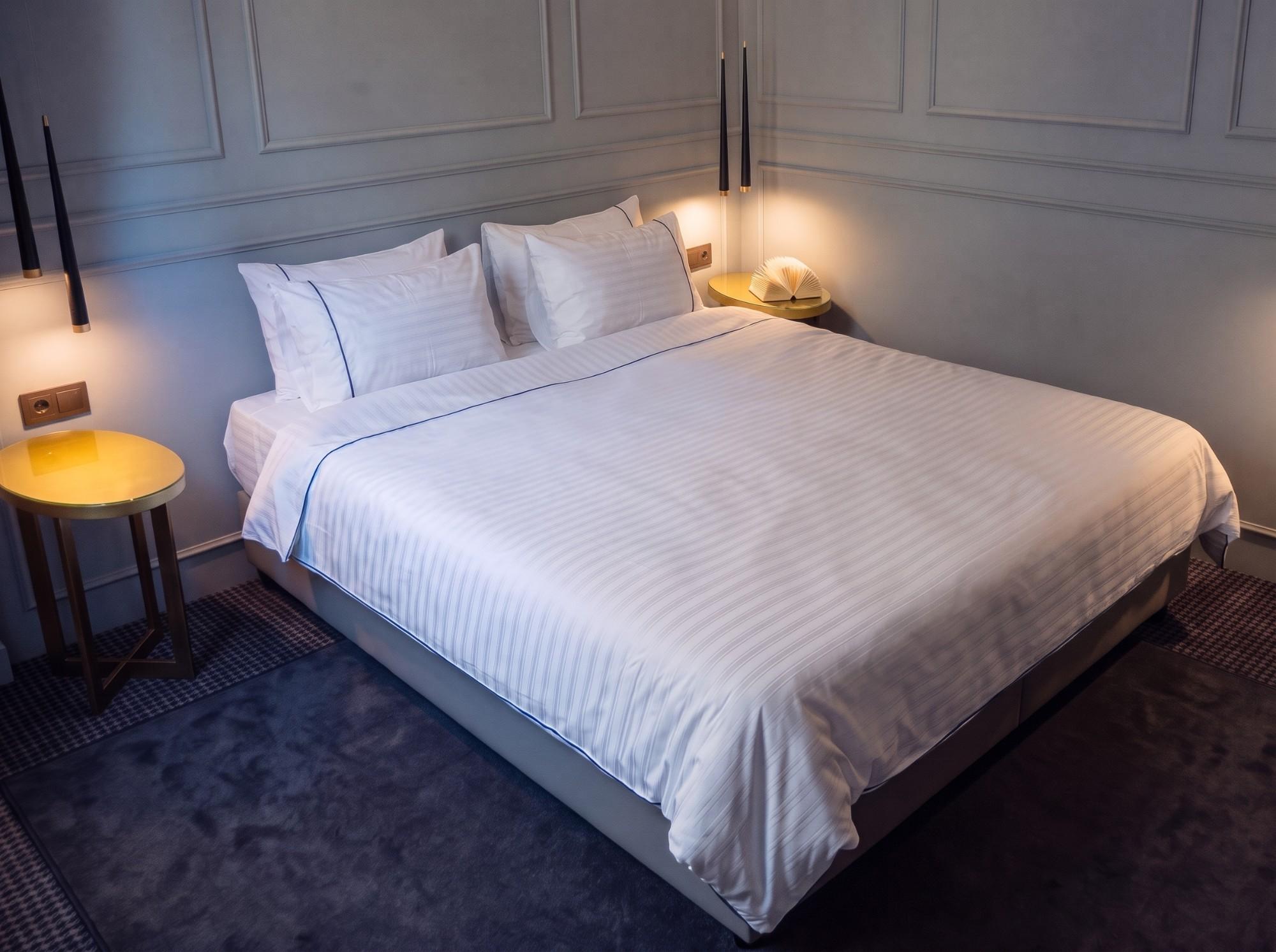 White with blue ribbon trim, hotel style bedding set